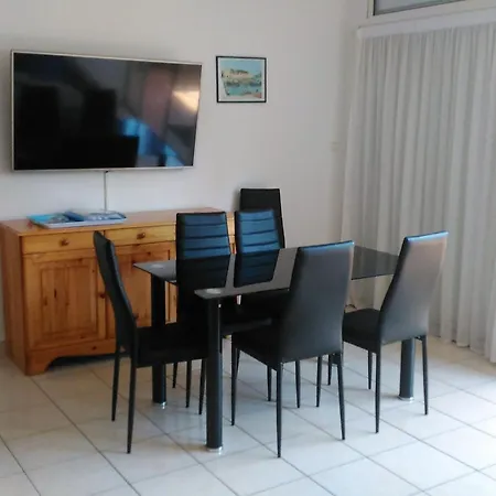 Apartment Clos 372 Mit Terrasse By Interhome *