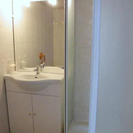 Clos 372 Mit Terrasse By Interhome Daire Saint-Cyprien (Pyrenees-Orientales)